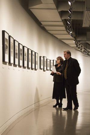 Film Festival Clare Bloom and Tony Earnshaw touring the galleries march 25 2011 image 4 sm.jpg